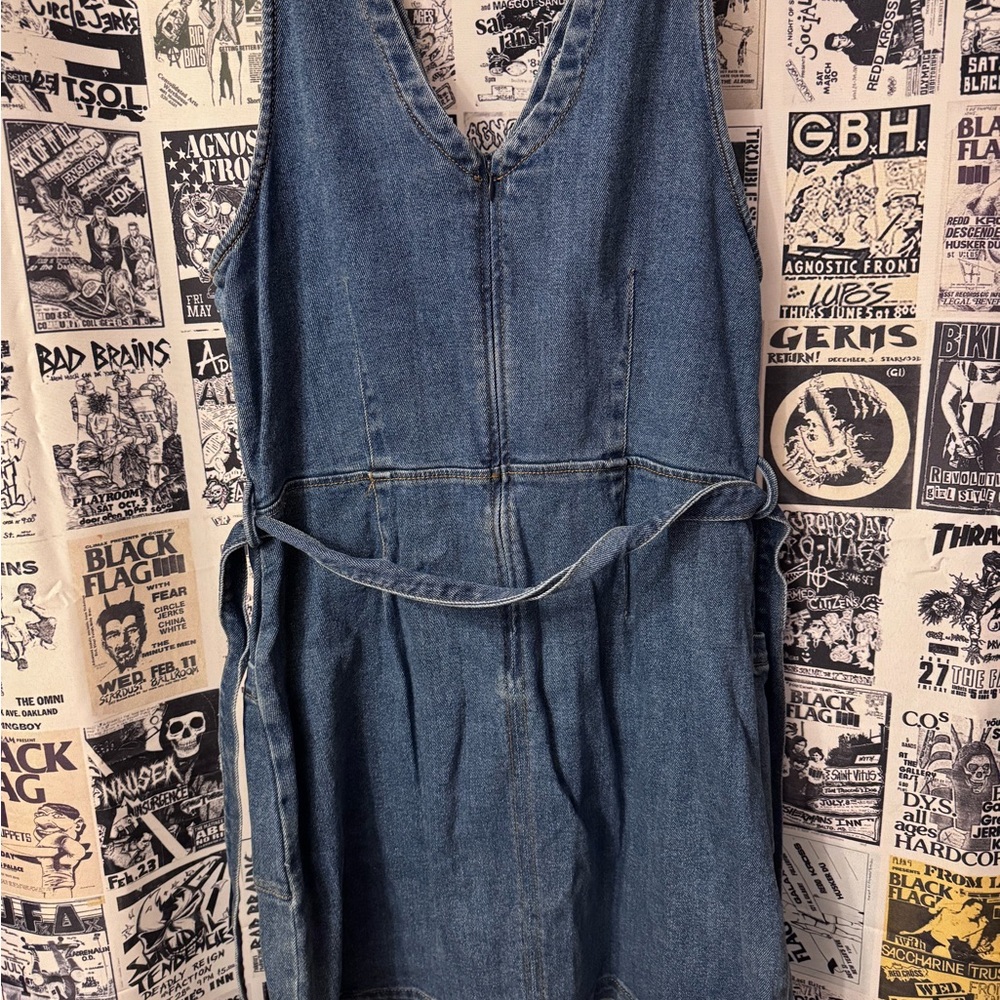 Denim Jean dress pinafore Universal Thread Large Pockets!